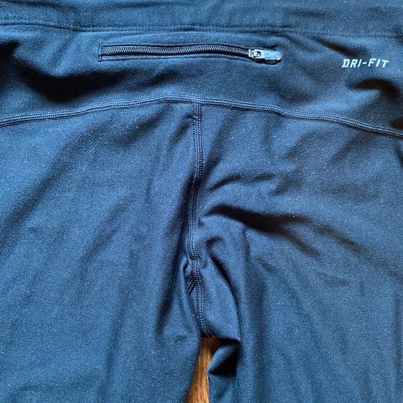 Nike Dri-Fit Leggings - Picture 5 of 9